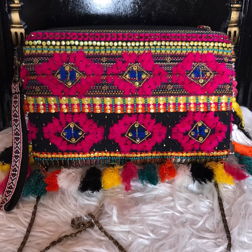 Steven by Steve Madden multi color tassel clutch - Picture 4 of 7